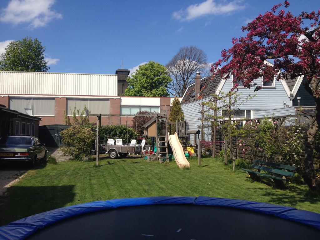 De Verkadekamer Bed & Breakfast Zaandam